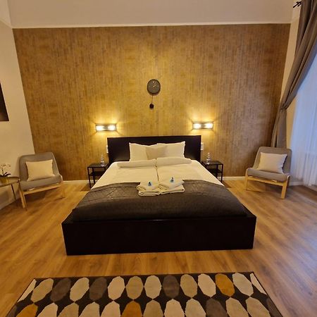King'S Comfort - Superb Modern Style Apartment At Gozsdu Garden Будапешт Экстерьер фото
