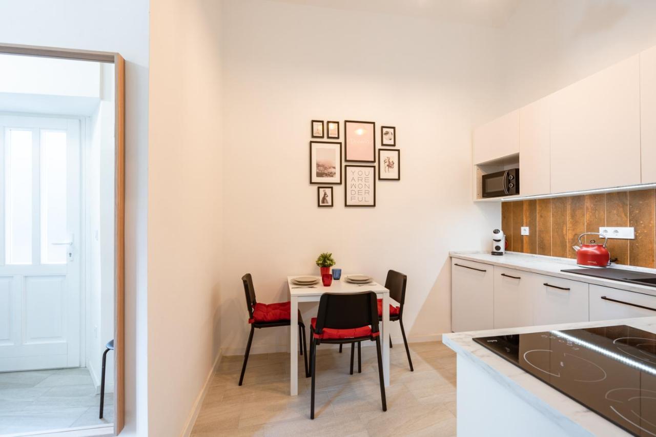 King'S Comfort - Superb Modern Style Apartment At Gozsdu Garden Будапешт Экстерьер фото